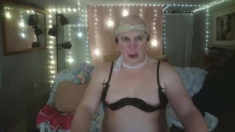 Snapshot of tglacey chatting on April 2026 02:58:01 PM lacey online show from April 2026 02:58:01 PM
