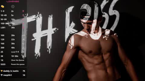 Snapshot of th_russ chatting on December 2024 03:47:01 PM INSTAGRAM Th1rss online show from December 2024 03:47:01 PM