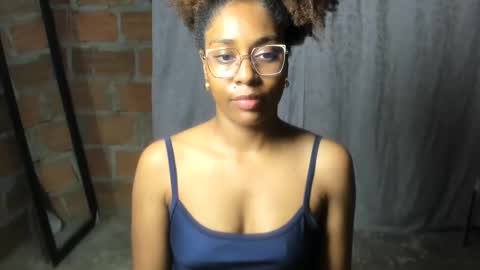 Snapshot of thaimy_ chatting on June 2026 02:51:01 AM thaimy_ online show from June 2026 02:51:01 AM