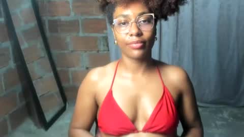 Snapshot of thaimy_ chatting on June 2026 02:21:02 AM thaimy_ online show from June 2026 02:21:02 AM