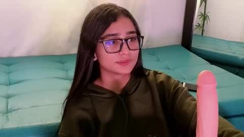 thalia  online show from December 2024 03:22:02 PM