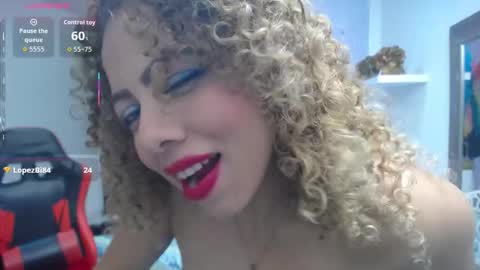 Andrea online show from November 2025 01:36:01 AM