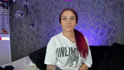 Snapshot of thalira_angels chatting on May 2026 05:51:01 PM THALIRA ANGELS online show from May 2026 05:51:01 PM