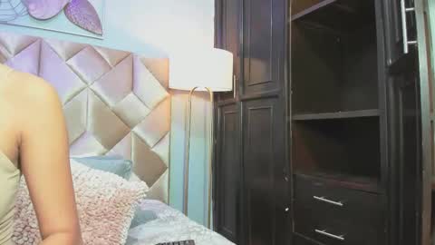 Snapshot of thalya_adams chatting on February 2026 12:06:02 PM Thalya online show from February 2026 12:06:02 PM