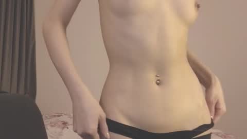 thanos_world1321002 online show from October 2025 05:44:02 PM