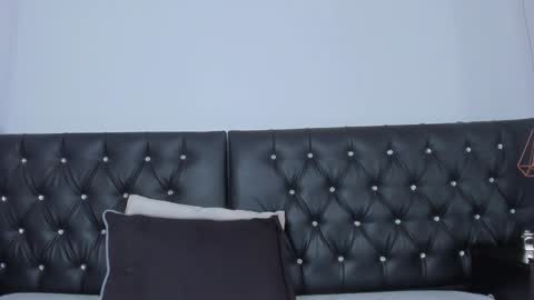 Snapshot of thara_webstter chatting on February 2025 02:58:01 PM thara webstter online show from February 2025 02:58:01 PM