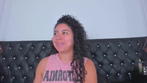 Snapshot of thara_webstter chatting on February 2025 05:36:02 PM thara webstter online show from February 2025 05:36:02 PM