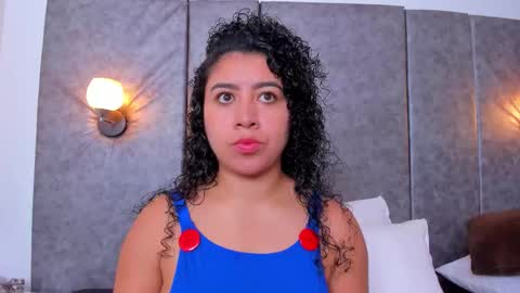 Snapshot of thara_webstter chatting on November 2025 11:36:02 AM thara webstter online show from November 2025 11:36:02 AM