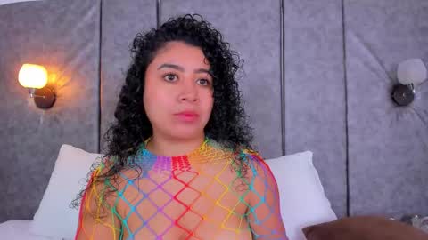 Snapshot of thara_webstter chatting on November 2025 11:44:01 AM thara webstter online show from November 2025 11:44:01 AM