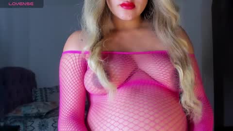   online show from December 2024 02:12:01 AM