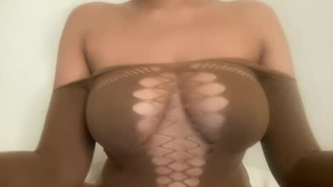 Melanie online show from August 2026 09:09:01 PM