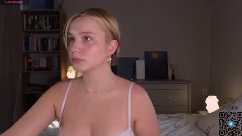 Snapshot of thatonerabbit chatting on July 2026 03:38:02 PM Alice online show from July 2026 03:38:02 PM