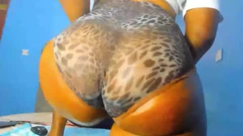 Snapshot of the_beautiful_barbie chatting on September 2025 09:21:01 AM the_beautiful_barbie online show from September 2025 09:21:01 AM