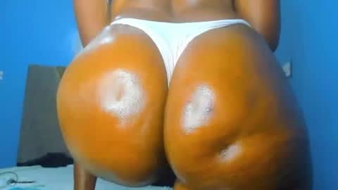 Snapshot of the_beautiful_barbie chatting on October 2025 01:31:02 PM the_beautiful_barbie online show from October 2025 01:31:02 PM