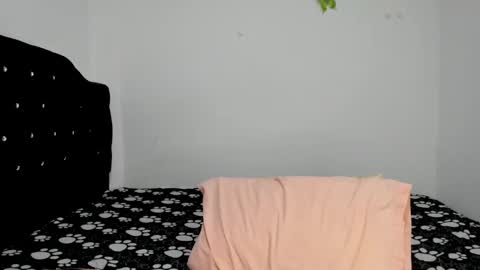 Snapshot of the_fantasy_ chatting on March 2026 10:40:01 PM the_fantasy_ online show from March 2026 10:40:01 PM