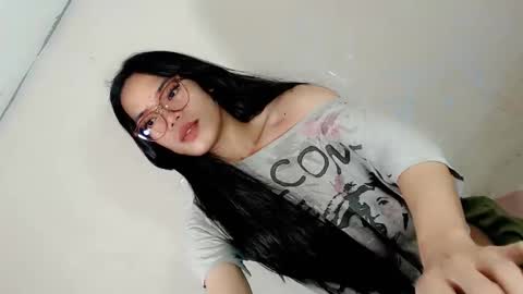 the_horny_bella online show from April 2026 06:12:02 PM