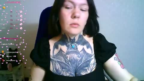 Snapshot of the_ice_owl_ chatting on October 2025 07:56:01 AM the_ice_owl_ online show from October 2025 07:56:01 AM