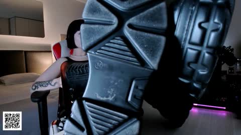 Goddess Misha online show from November 2025 09:02:02 PM