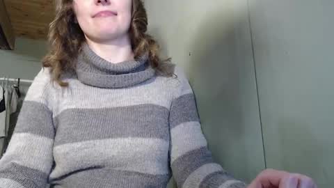 Snapshot of the_prettywondder chatting on January 2025 02:24:02 PM Ekye online show from January 2025 02:24:02 PM