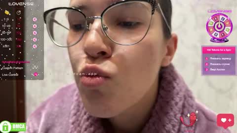 Snapshot of the_princese chatting on October 2025 09:07:01 AM Alice online show from October 2025 09:07:01 AM