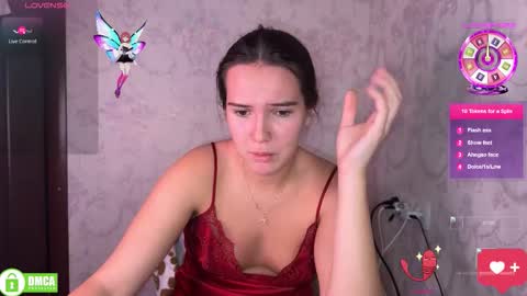 Snapshot of the_princese chatting on October 2025 08:42:01 PM Alice online show from October 2025 08:42:01 PM