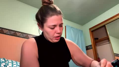 Snapshot of the_sam_ chatting on December 2024 11:53:01 PM the_sam_ online show from December 2024 11:53:01 PM