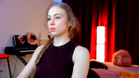 Ally    STREAMING ON TWITCH NOW Check my Twitter for updates online show from April 2026 05:41:02 AM