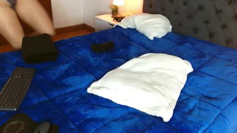 Snapshot of thea_aphros chatting on November 2025 03:53:02 AM Diosa Afrodita online show from November 2025 03:53:02 AM