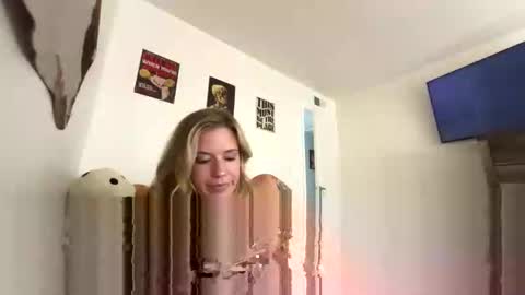 Snapshot of theannajewels chatting on November 2025 08:30:01 PM theannajewels online show from November 2025 08:30:01 PM