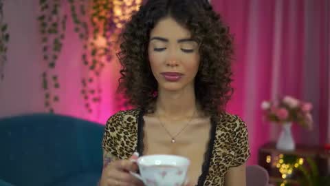 Ayana online show from November 2025 11:32:02 AM