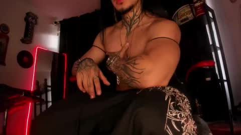 Snapshot of thebeastmaster_ chatting on February 2026 09:37:02 PM the beast master online show from February 2026 09:37:02 PM