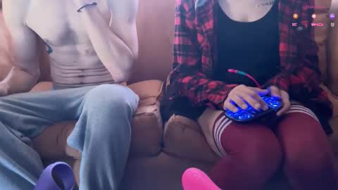 Thatcarrguyy online show from November 2025 07:49:02 PM