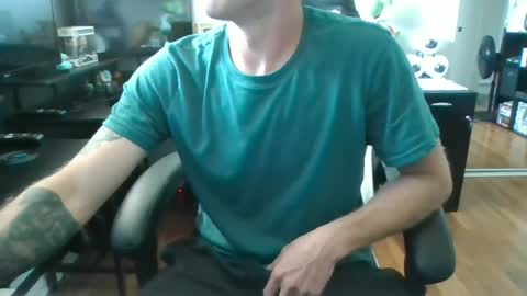 Snapshot of thecock431 chatting on June 2026 02:17:02 PM thecock431 online show from June 2026 02:17:02 PM