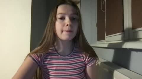 Crystal online show from February 2025 03:39:01 PM