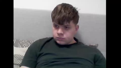 thecuteguy144949 online show from February 2025 07:41:01 PM