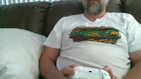 Snapshot of thedalenator chatting on October 2025 01:03:01 AM thedalenator online show from October 2025 01:03:01 AM