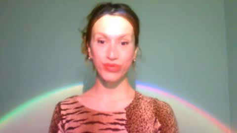 Yolanda online show from February 2025 06:47:02 PM