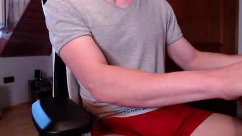 Snapshot of thedome372 chatting on July 2026 08:09:02 AM thedome372 online show from July 2026 08:09:02 AM