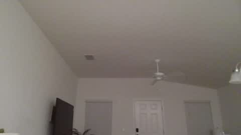Snapshot of thedomman32 chatting on August 2026 12:46:01 AM Dominick online show from August 2026 12:46:01 AM