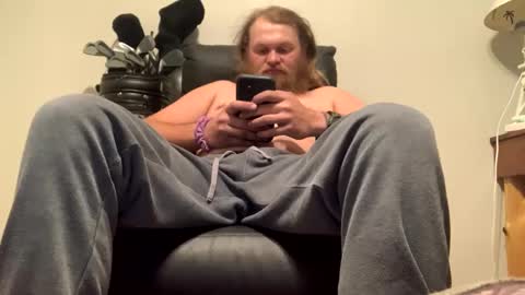 Snapshot of thedude715981 chatting on January 2025 06:15:02 AM thedude715981 online show from January 2025 06:15:02 AM