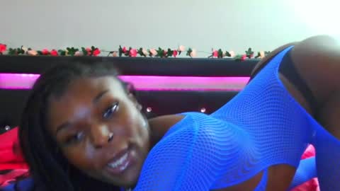 Snapshot of theebody chatting on September 2025 04:40:02 AM theebody online show from September 2025 04:40:02 AM