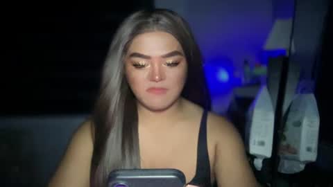 Snapshot of theenchantress_xxx chatting on November 2025 05:56:01 PM theenchantress_xxx online show from November 2025 05:56:01 PM