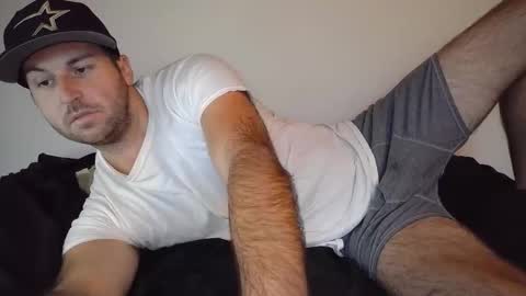 Theetwohander online show from October 2025 07:14:01 PM