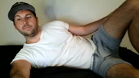 Snapshot of theetwohander chatting on June 2026 04:11:01 AM Theetwohander online show from June 2026 04:11:01 AM