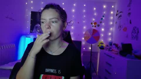 TheFarmergirl online show from September 2025 03:30:01 AM