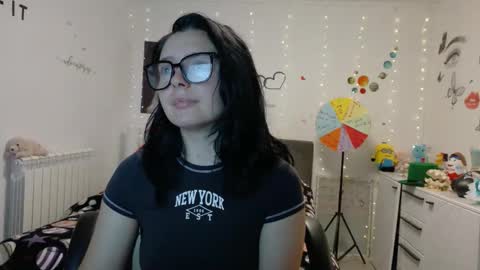 TheFarmergirl online show from October 2025 04:15:01 AM