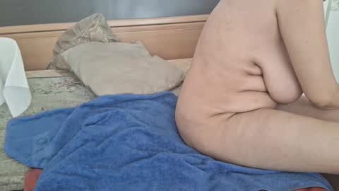 Snapshot of thegiselle chatting on April 2026 10:00:01 AM thegiselle online show from April 2026 10:00:01 AM