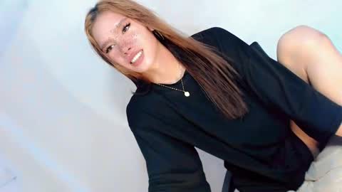 Snapshot of thehornygirl_laisa chatting on February 2025 10:52:02 PM laisa online show from February 2025 10:52:02 PM