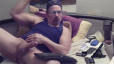 Snapshot of thehotlantaman chatting on December 2024 02:04:01 AM thehotlantaman online show from December 2024 02:04:01 AM