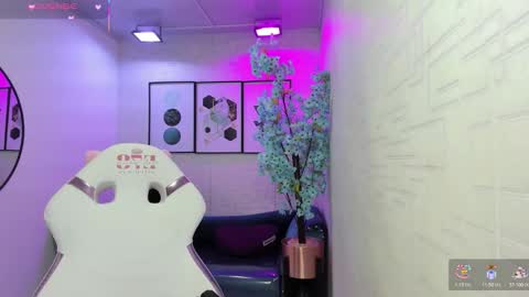 Theia  online show from February 2026 12:44:02 PM